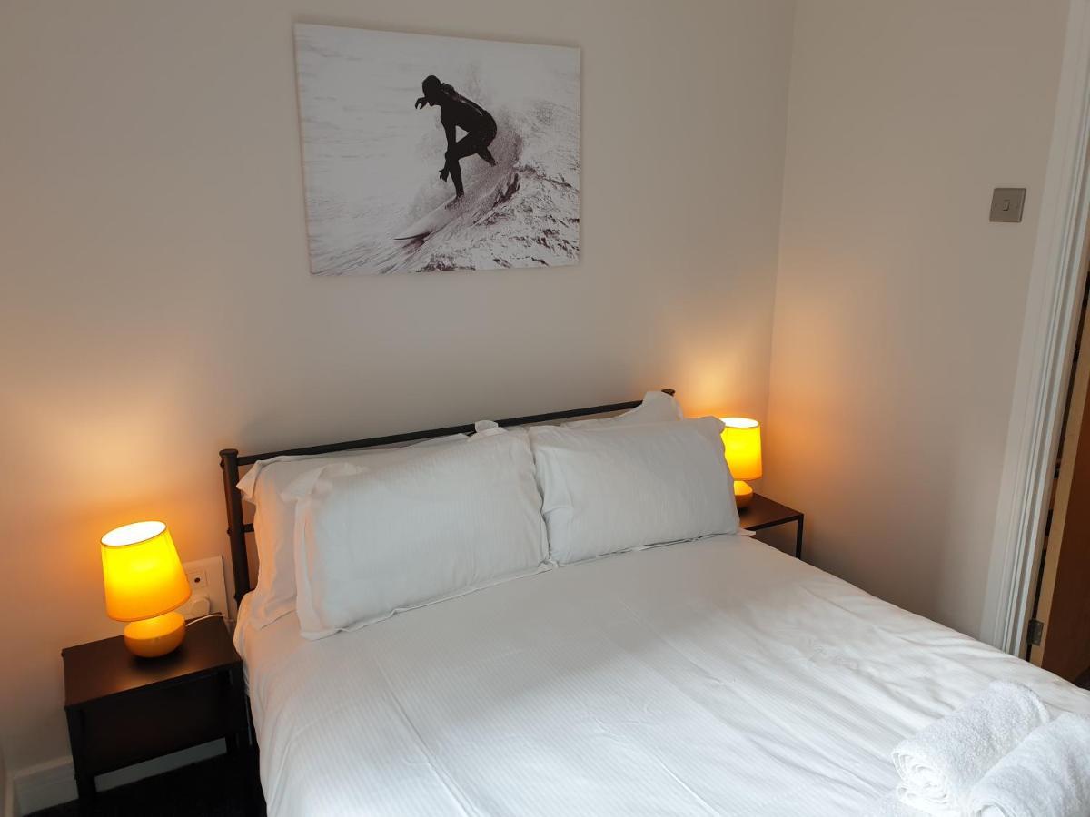 Birmingham Emerald, 2 Bedroom Apartment Esterno foto