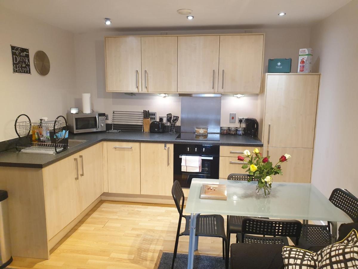 Birmingham Emerald, 2 Bedroom Apartment Esterno foto