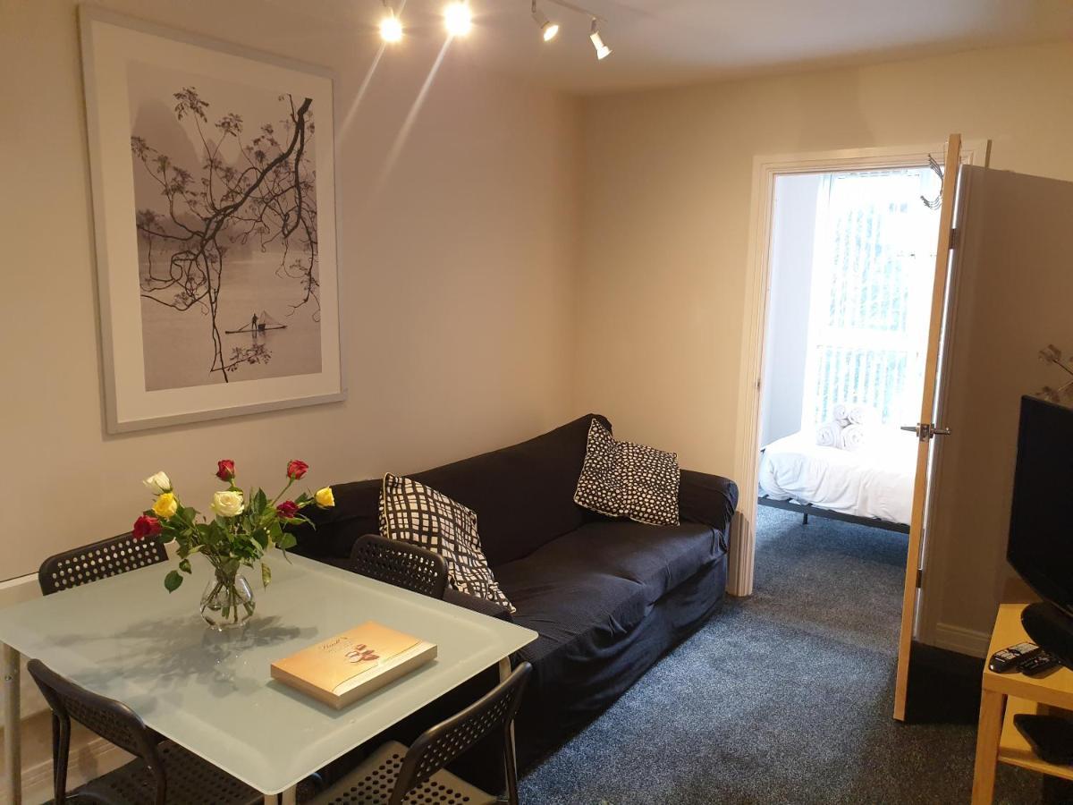 Birmingham Emerald, 2 Bedroom Apartment Esterno foto